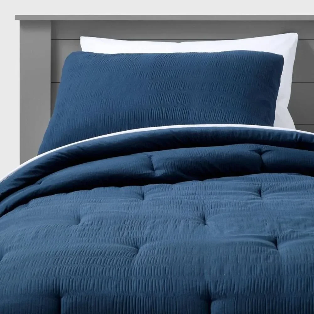 Pillowfort - Twin Seersucker Comforter Set Navy - Pillowfort Navy